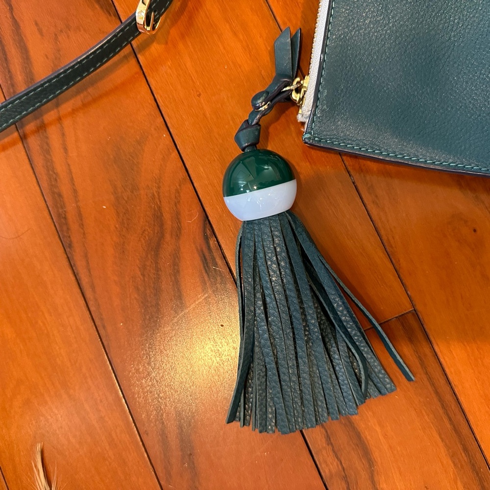 Tory Burch purse - Picture 4 of 11